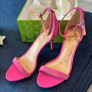 Sam Edelman Fuchsia Suede Heels